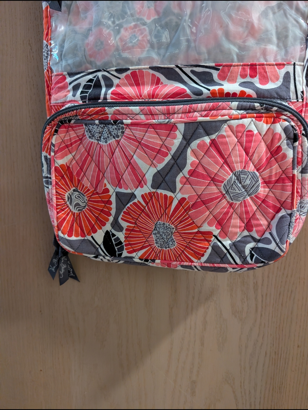 Vera Bradley Hanging Organizer in RETIRED Cherry Blossom Pattern - Picture 7 of 8